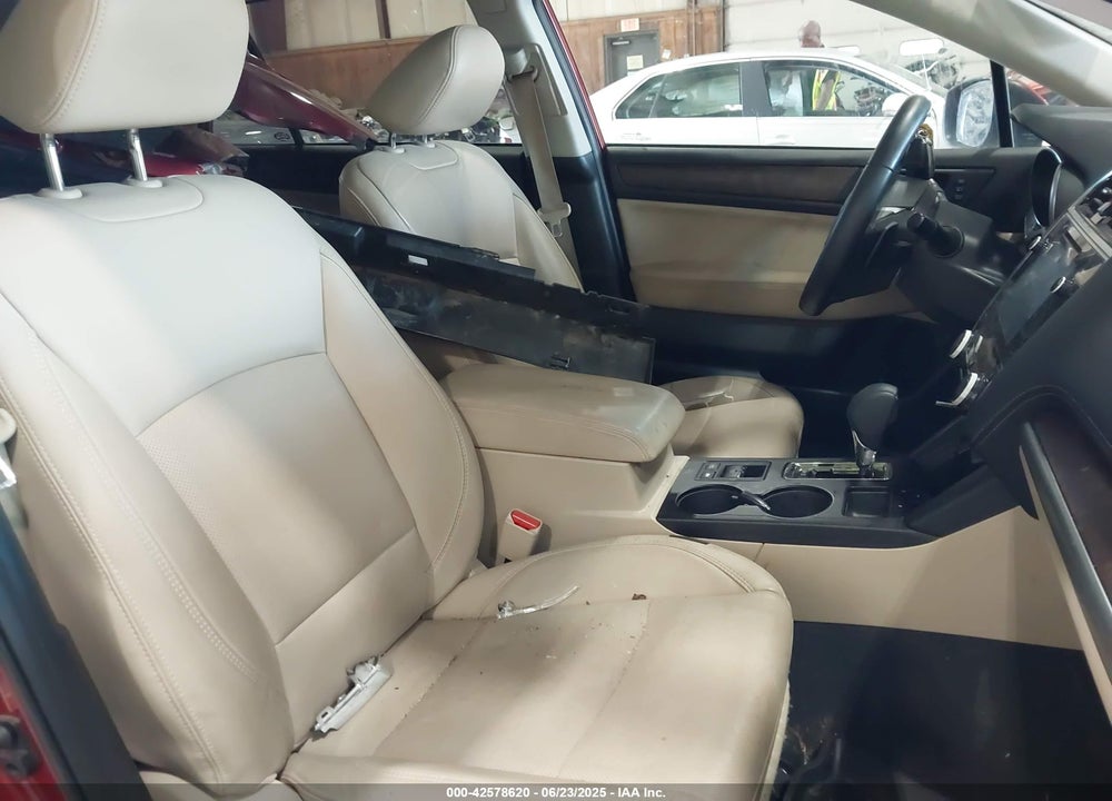2018 SUBARU OUTBACK 2.5I LIMITED VIN: 4S4BSANC7J3350751