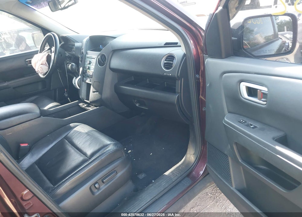 2010 HONDA PILOT VIN: 5FNYF4H56AB033838