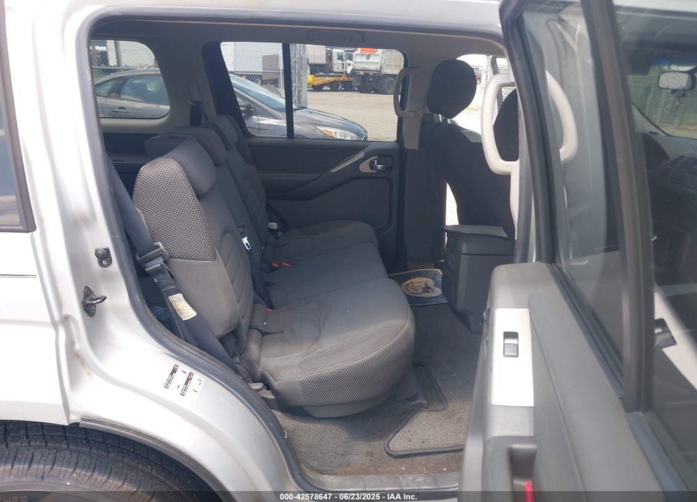 2006 NISSAN PATHFINDER VIN: 5N1AR18U06C666527