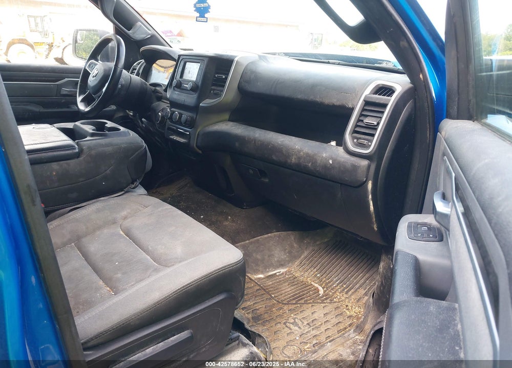 2021 RAM 1500 VIN: 1C6RRFFG5MN612828