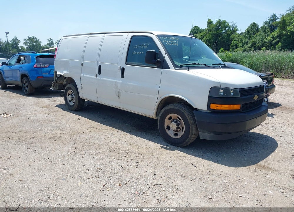 2021 CHEVROLET EXPRESS CARGO RWD 2500 REGULAR WHEELBASE WT VIN: 1GCWGAFP7M1240646