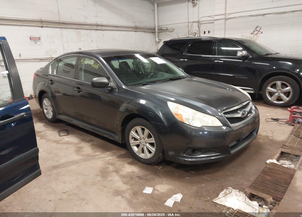 2011 SUBARU LEGACY 2.5I PREMIUM VIN: 4S3BMBG63B3213450