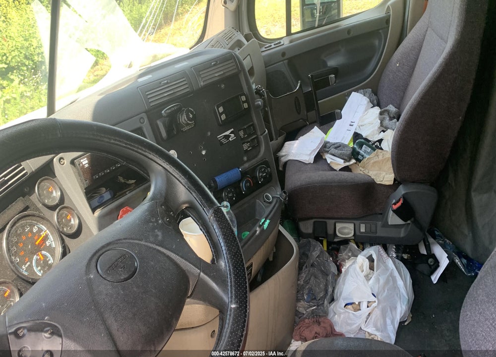 2019 FREIGHTLINER CASCADIA 125 VIN: 3AKJGLDR6KSKW4770