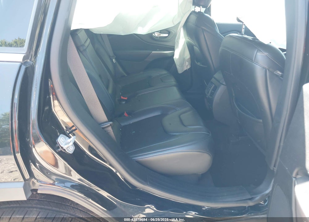 2019 JEEP CHEROKEE VIN: 1C4PJMLXXKD369536