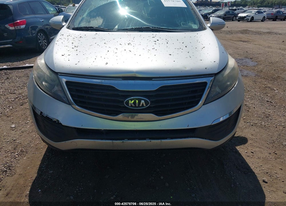 2011 KIA SPORTAGE LX VIN: KNDPBCA21B7026580