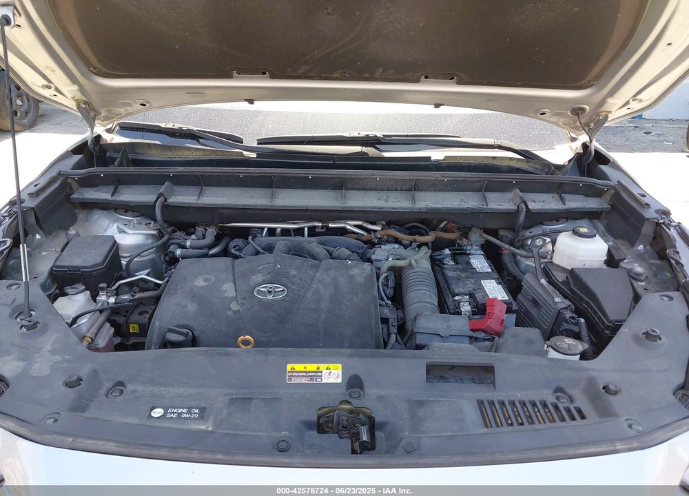 2021 TOYOTA HIGHLANDER VIN: 5TDLZRBH2MS113445