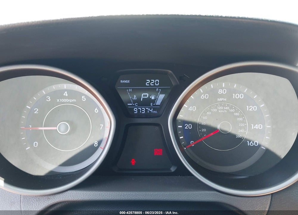 2014 HYUNDAI ELANTRA VIN: KMHDH4AE6EU201098