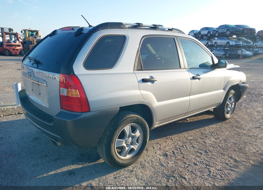 2008 KIA SPORTAGE LX VIN: KNDJF724287520151