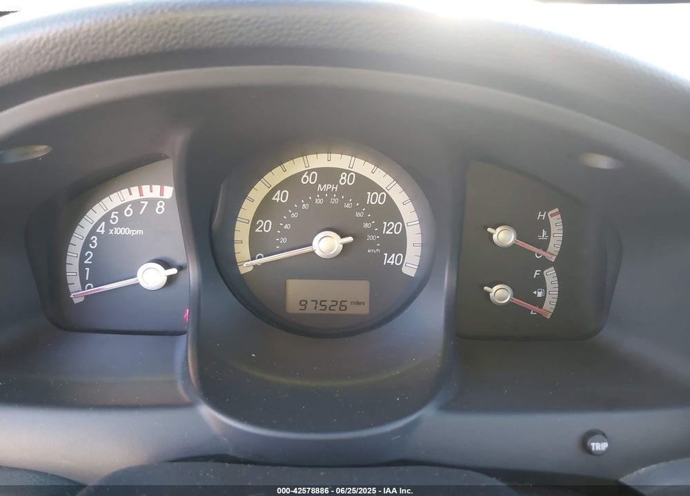 2008 KIA SPORTAGE LX VIN: KNDJF724287520151