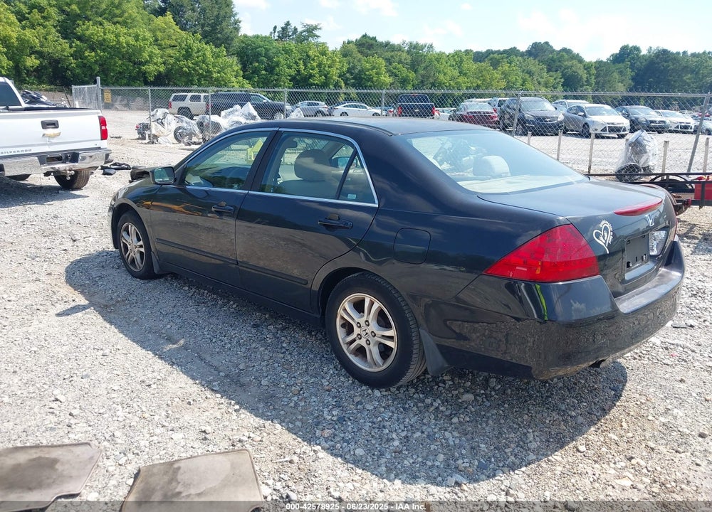 2007 HONDA ACCORD VIN: JHMCM56317C021253