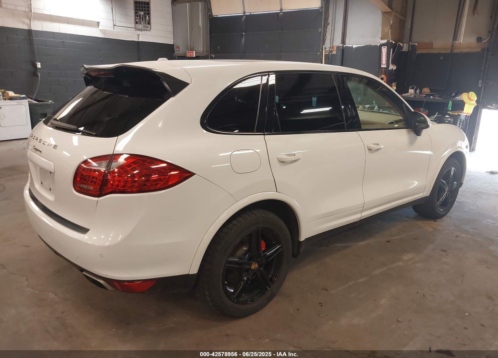 2014 PORSCHE CAYENNE VIN: WP1AA2A27ELA96940