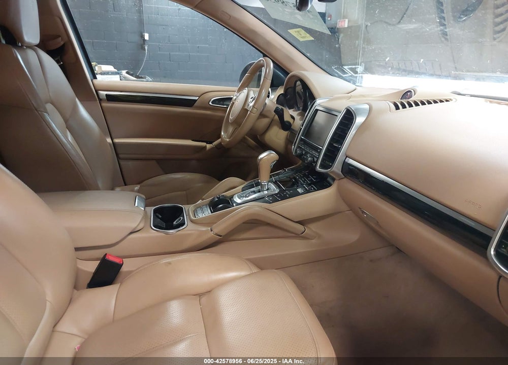 2014 PORSCHE CAYENNE VIN: WP1AA2A27ELA96940