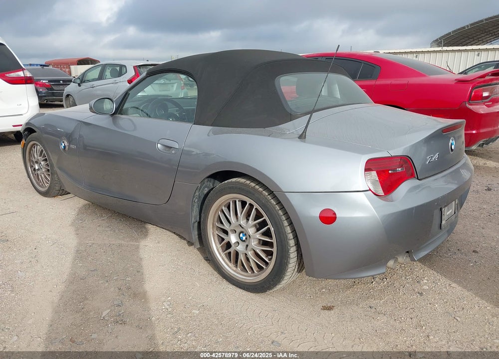 2006 BMW Z4 VIN: 4USBU33516LW59003