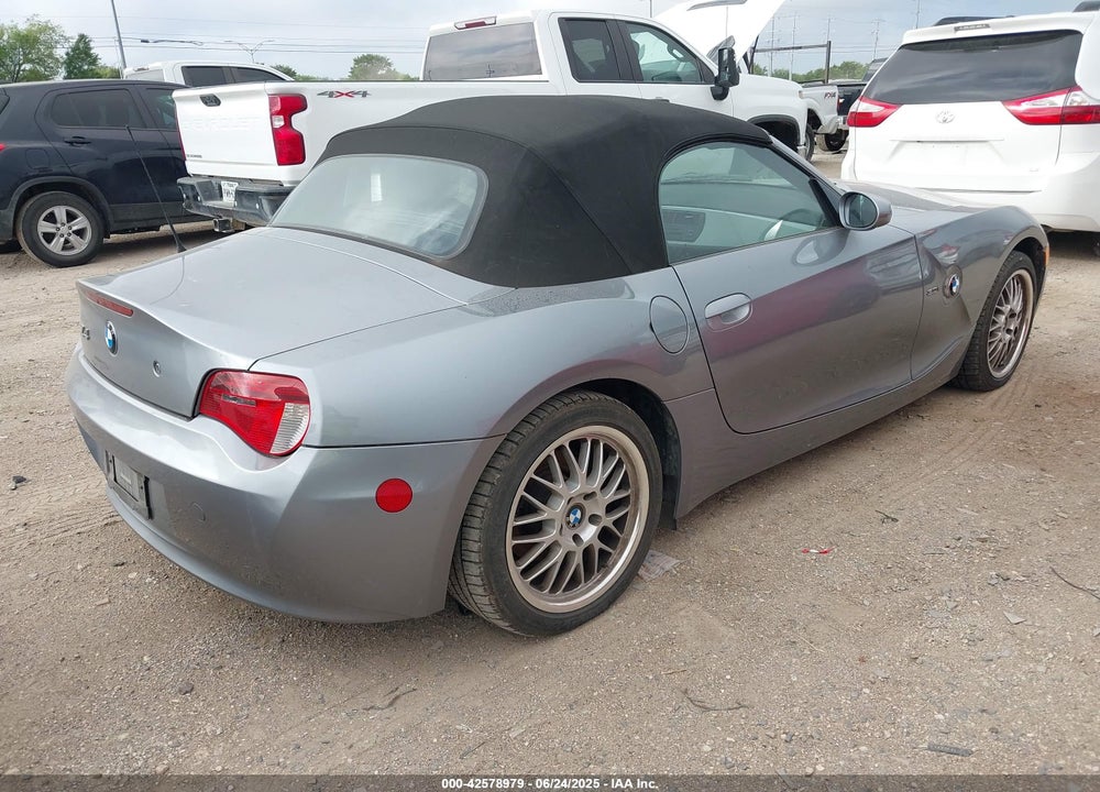 2006 BMW Z4 VIN: 4USBU33516LW59003