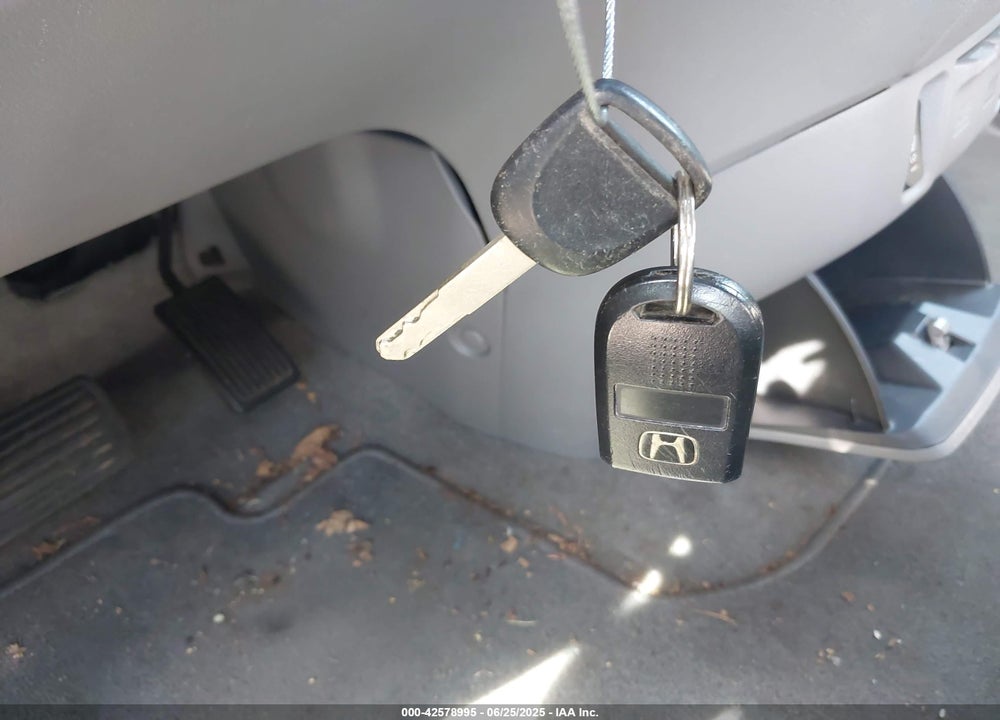 2010 HONDA ODYSSEY EX-L VIN: 5FNRL3H63AB081104
