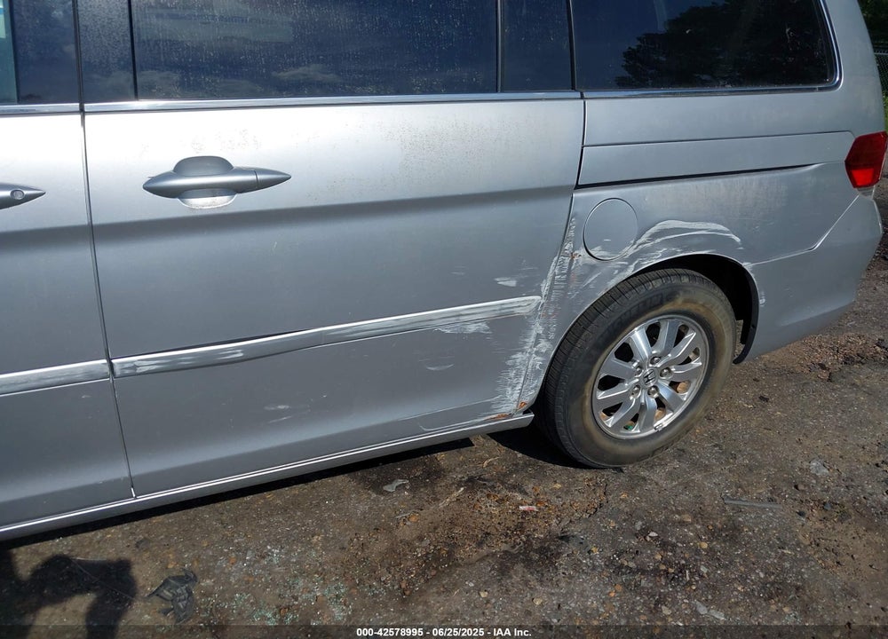 2010 HONDA ODYSSEY EX-L VIN: 5FNRL3H63AB081104