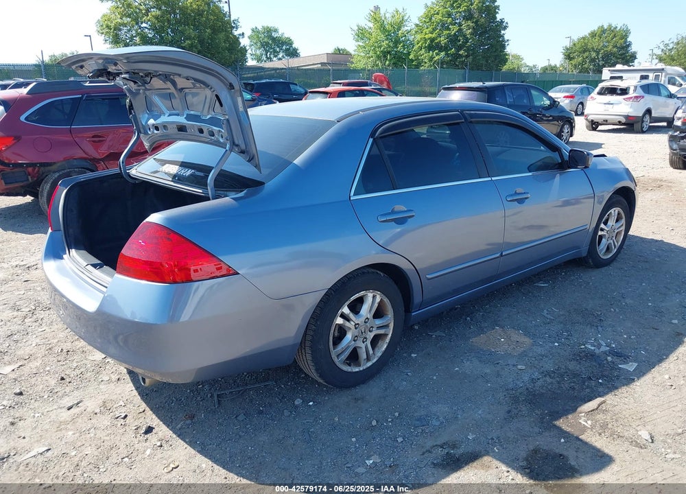 2007 HONDA ACCORD 2.4 EX VIN: 1HGCM56717A095192