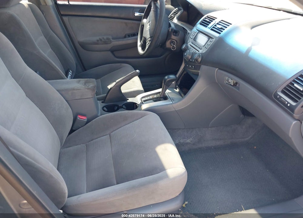 2007 HONDA ACCORD 2.4 EX VIN: 1HGCM56717A095192