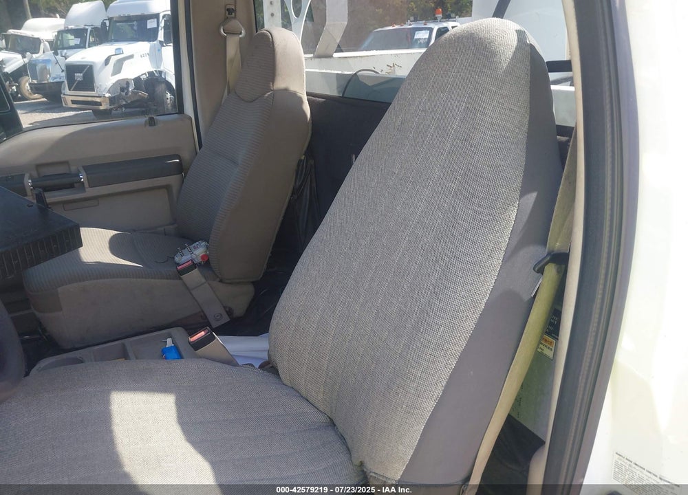 2008 FORD F-450 CHASSIS XL/XLT VIN: 1FDXF46Y68ED45416