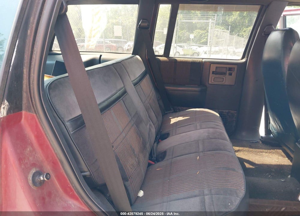 1991 GMC S15 JIMMY VIN: 1GKDT13ZXM2551852