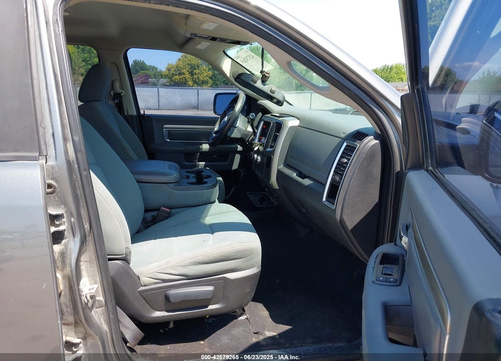 2013 RAM 1500 VIN: 1C6RR7GP5DS657175