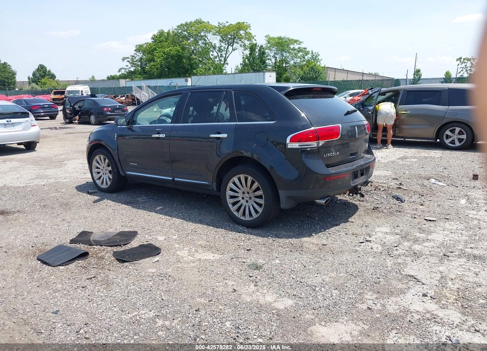 2013 LINCOLN MKX VIN: 2LMDJ8JK8DBL00628