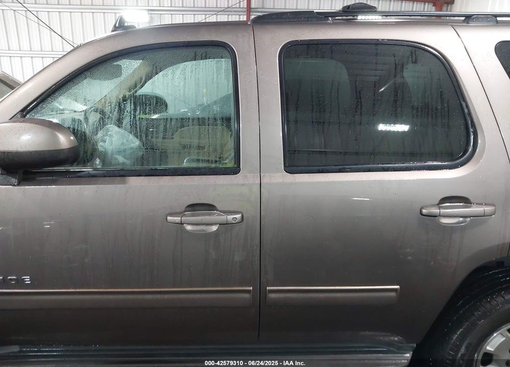 2014 CHEVROLET TAHOE LT VIN: 1GNSKBE01ER105065