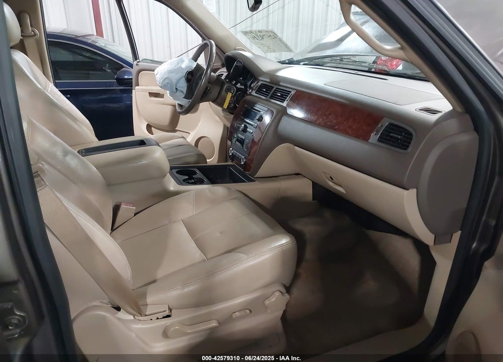 2014 CHEVROLET TAHOE LT VIN: 1GNSKBE01ER105065