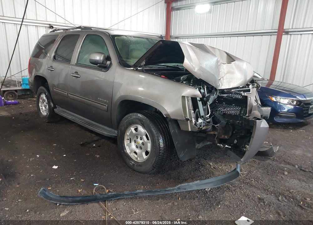 2014 CHEVROLET TAHOE LT VIN: 1GNSKBE01ER105065