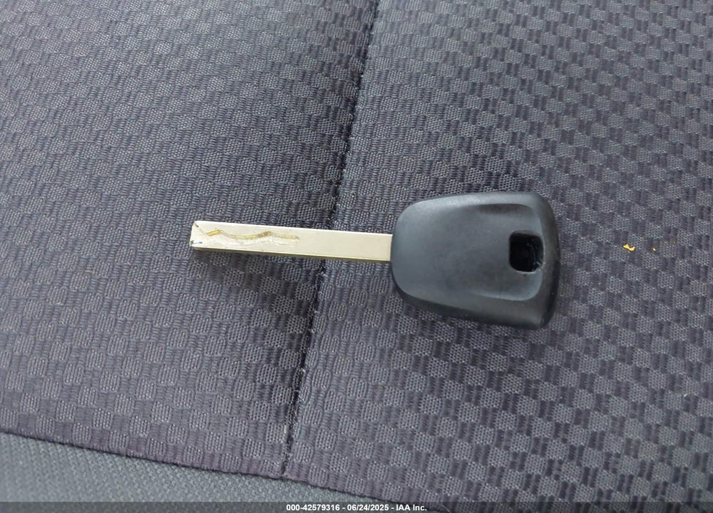 2015 CHEVROLET SILVERADO 1500 VIN: 1GCVKRECXFZ195696