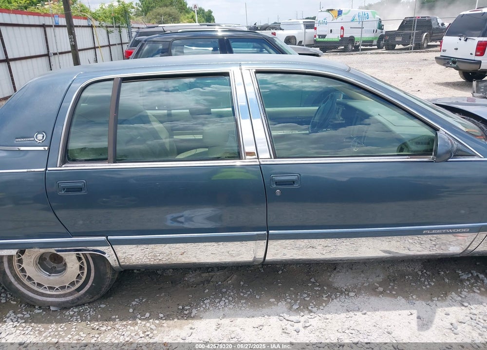 1995 CADILLAC FLEETWOOD BROUGHAM VIN: 1G6DW52P0SR702134