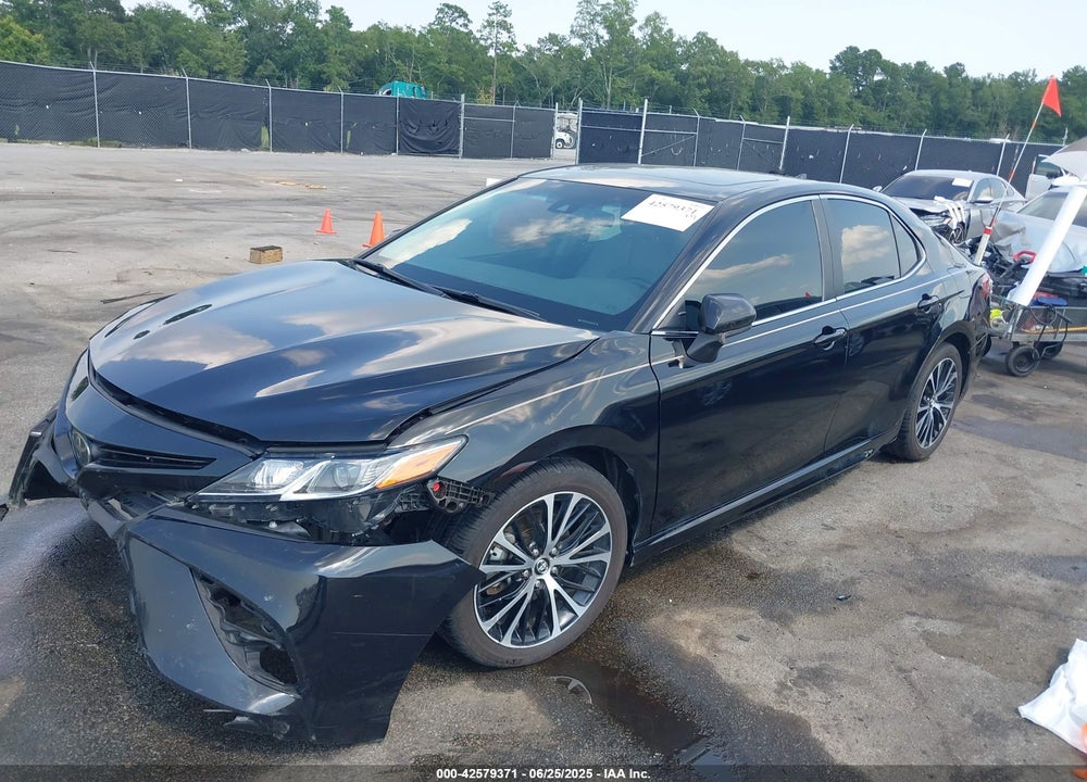 2019 TOYOTA CAMRY VIN: 4T1B11HK2KU268136