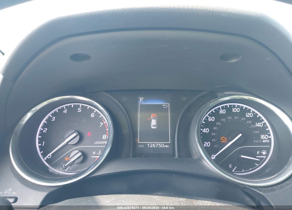 2019 TOYOTA CAMRY VIN: 4T1B11HK2KU268136