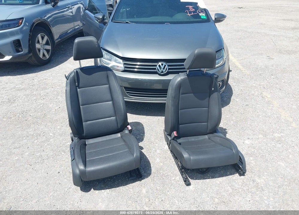 2012 VOLKSWAGEN EOS VIN: WVWBW7AH0CV004772