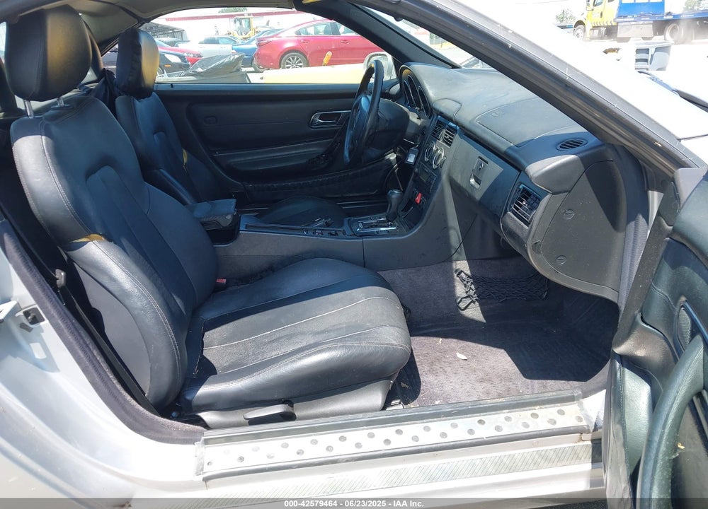 1999 MERCEDES-BENZ SLK 230 KOMPRESSOR VIN: WDBKK47F1XF089720