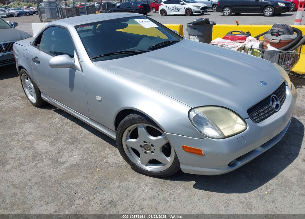 1999 MERCEDES-BENZ SLK 230 KOMPRESSOR VIN: WDBKK47F1XF089720