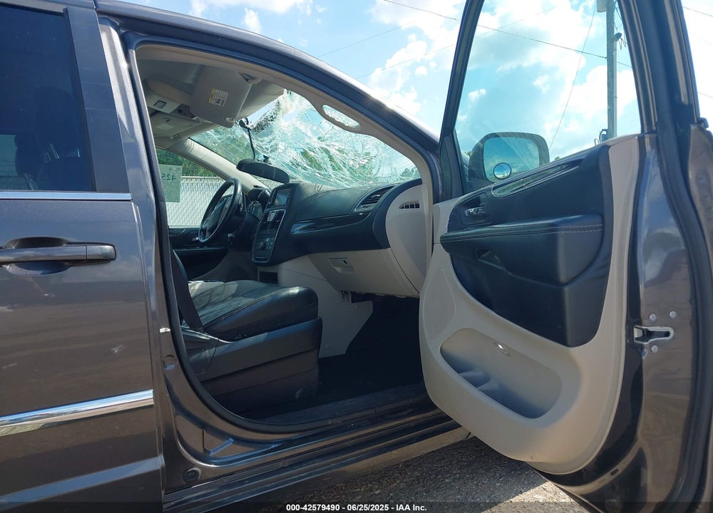2015 CHRYSLER TOWN & COUNTRY TOURING VIN: 2C4RC1BG2FR636786