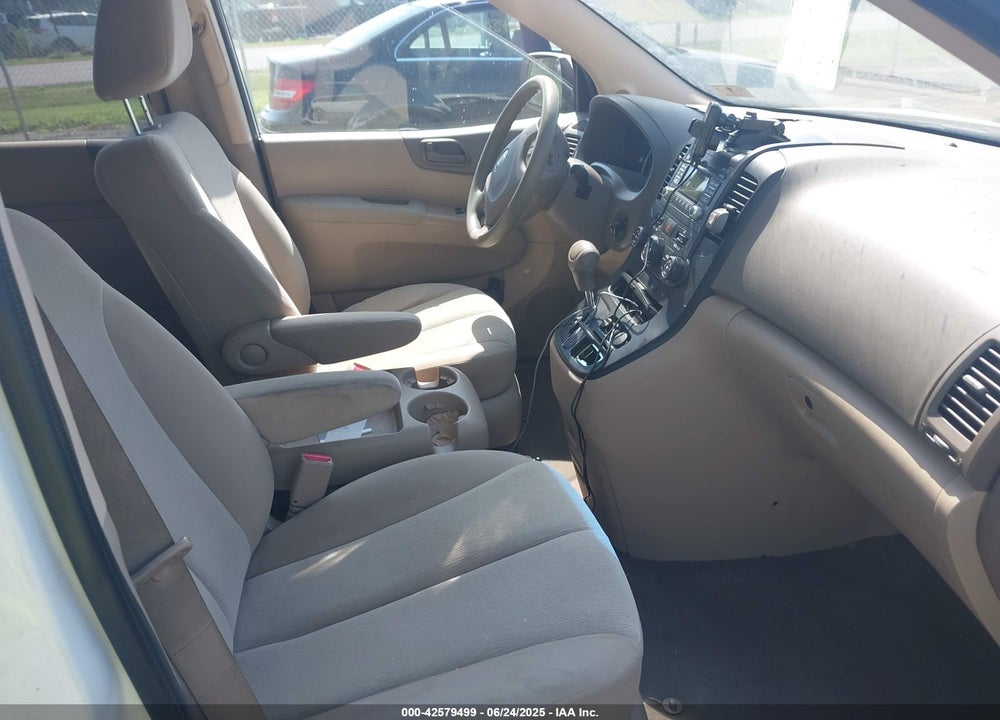 2010 KIA SEDONA LX VIN: KNDMG4C39A6354415