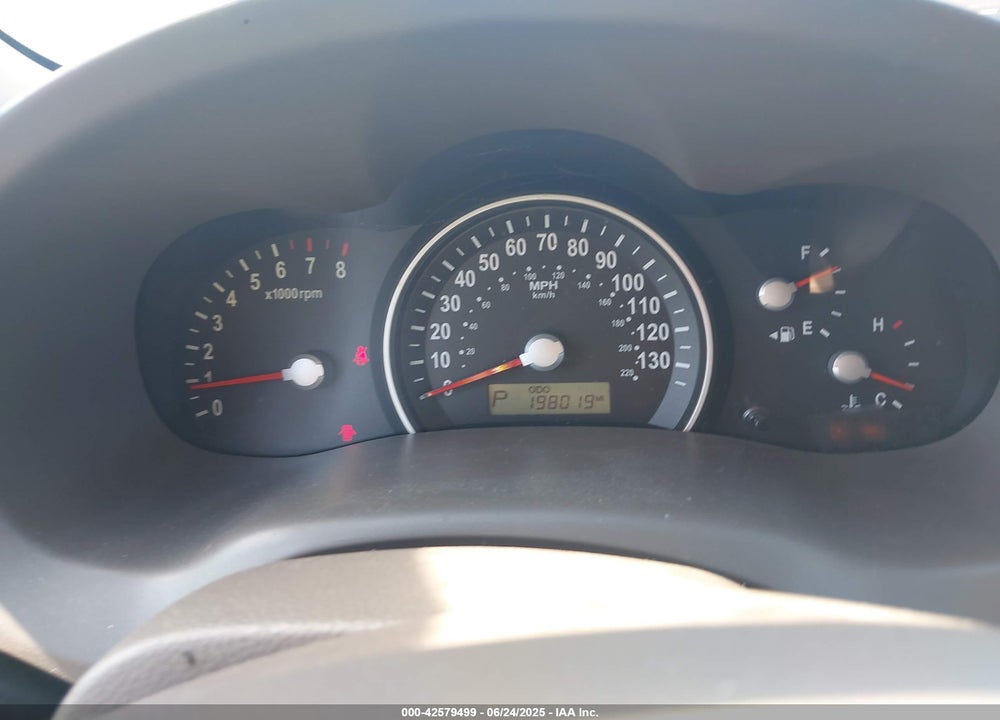 2010 KIA SEDONA LX VIN: KNDMG4C39A6354415