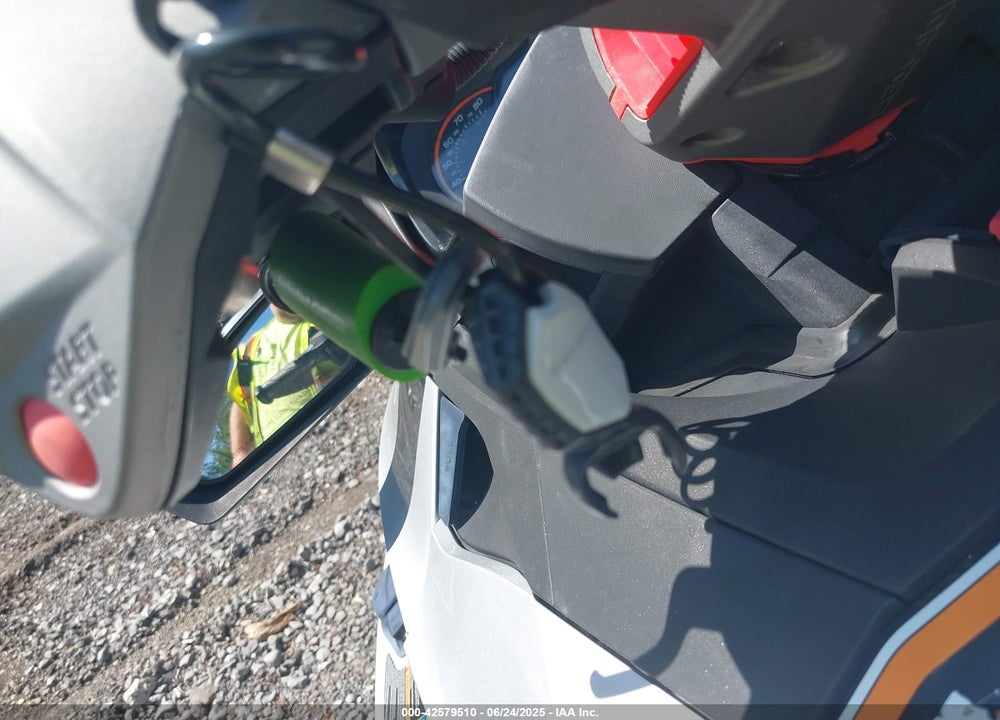 2017 SEA DOO RXT-300 VIN: 00000YDV12081C717