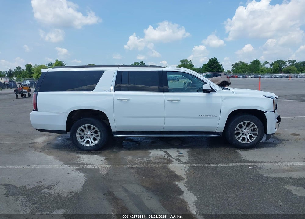 2018 GMC YUKON XL VIN: 1GKS2FKC0JR129872