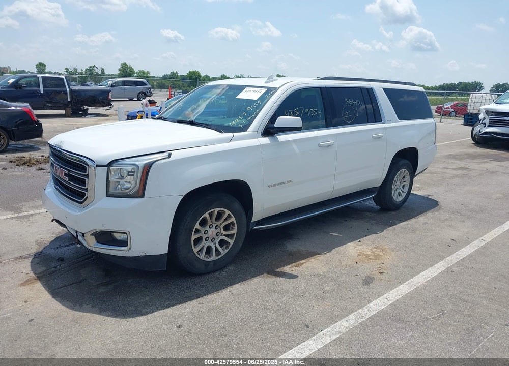 2018 GMC YUKON XL VIN: 1GKS2FKC0JR129872