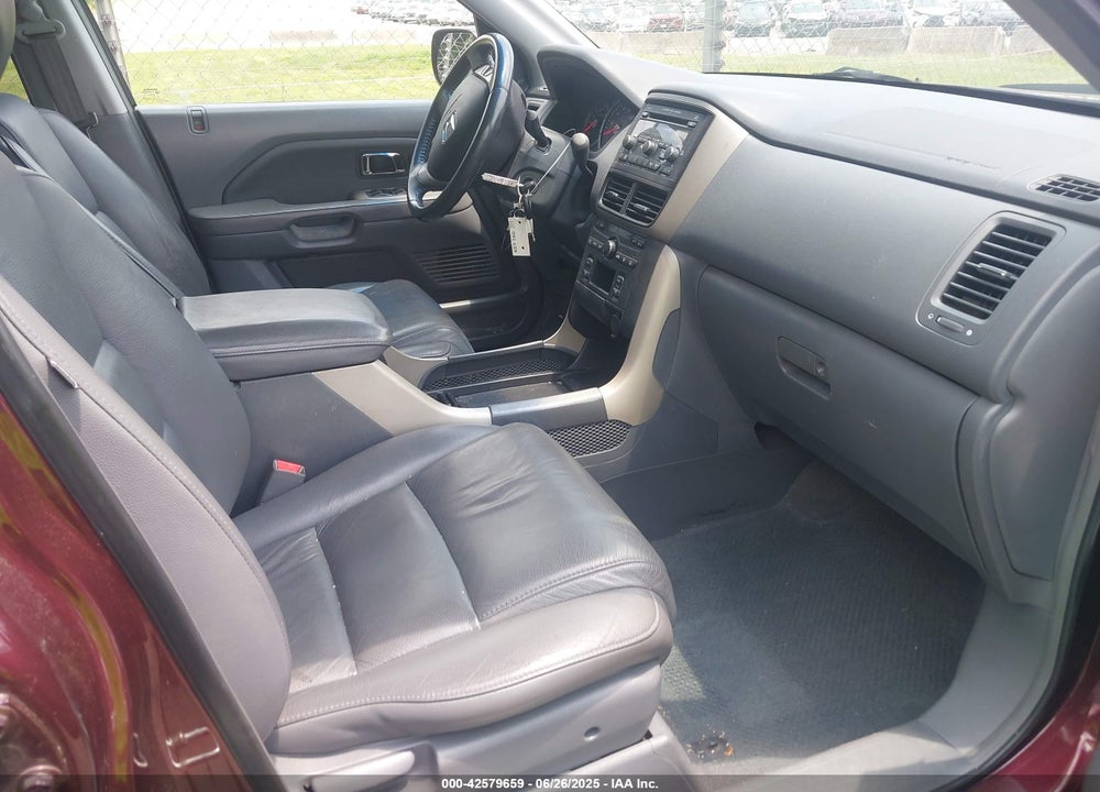 2008 HONDA PILOT EX-L VIN: 5FNYF18598B037858