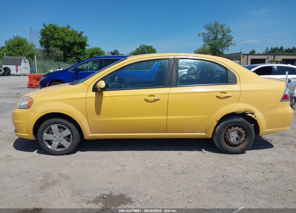 2011 CHEVROLET AVEO VIN: KL1TD5DE1BB138181