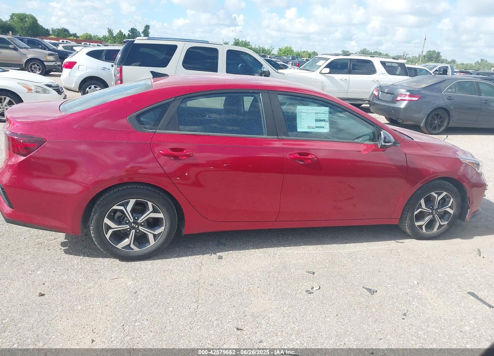 2019 KIA FORTE VIN: 3KPF24AD4KE011462