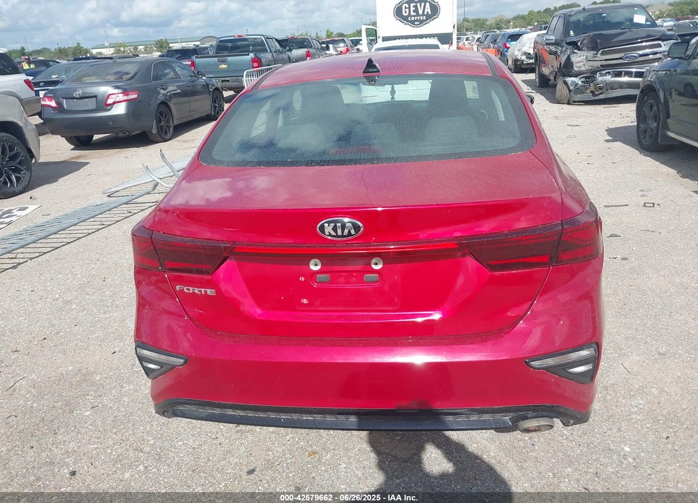 2019 KIA FORTE VIN: 3KPF24AD4KE011462