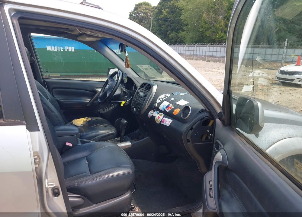2004 TOYOTA RAV4 VIN: JTEGD20V740039633