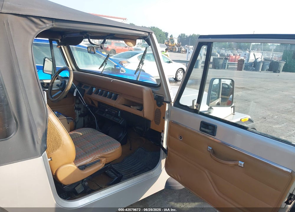 1995 JEEP WRANGLER / YJ VIN: 1J4FY19P1SP286888