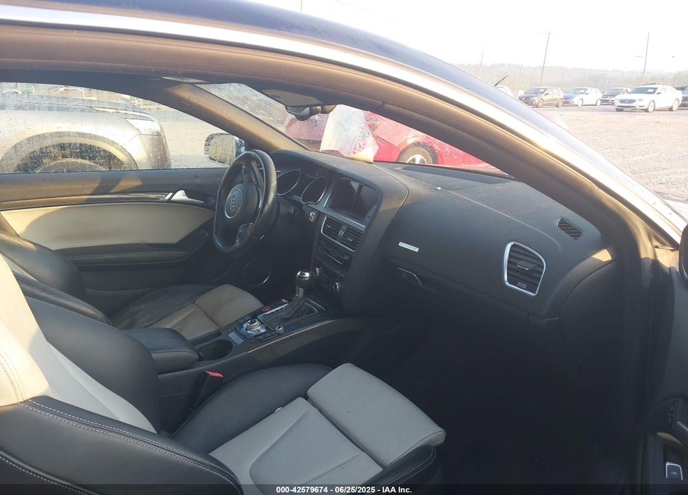 2014 AUDI S5 VIN: WAUCGAFR7EA075300