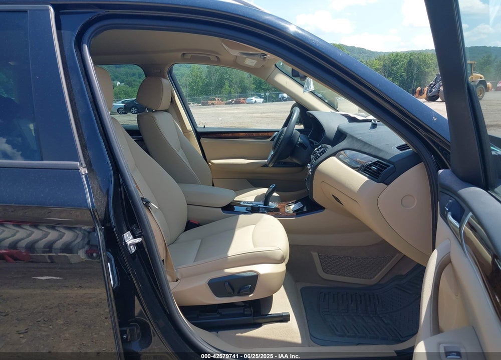 2016 BMW X3 VIN: 5UXWX9C50G0D71916